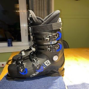 Bottes Salomon 27.5 comme neuves utilisés environ 10 fois environ